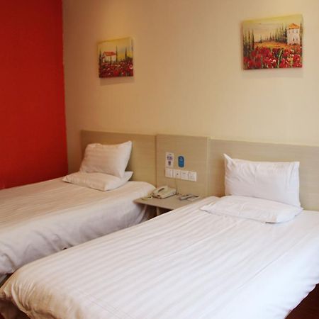 Hanting Express Kunming Yieryi Street Yunnan Normal University Branch Екстер'єр фото