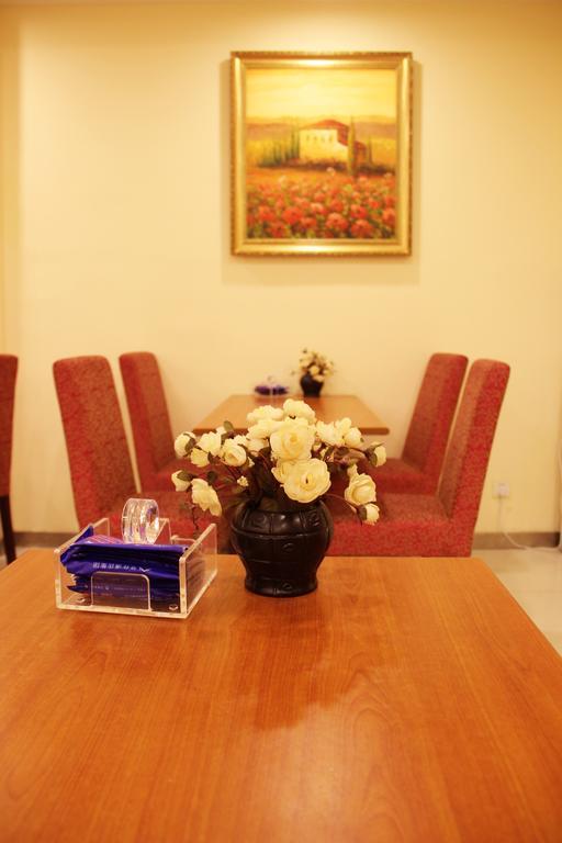 Hanting Express Kunming Yieryi Street Yunnan Normal University Branch Екстер'єр фото