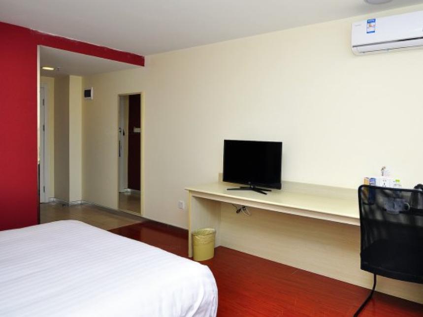 Hanting Express Kunming Yieryi Street Yunnan Normal University Branch Екстер'єр фото