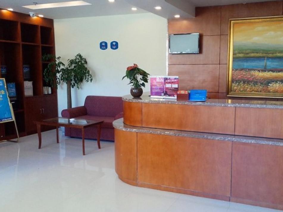 Hanting Express Kunming Yieryi Street Yunnan Normal University Branch Екстер'єр фото