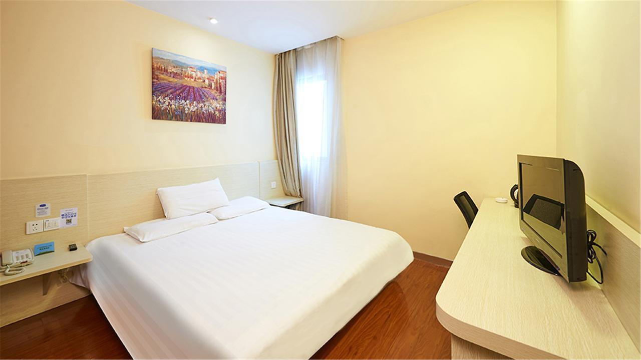 Hanting Express Kunming Yieryi Street Yunnan Normal University Branch Екстер'єр фото